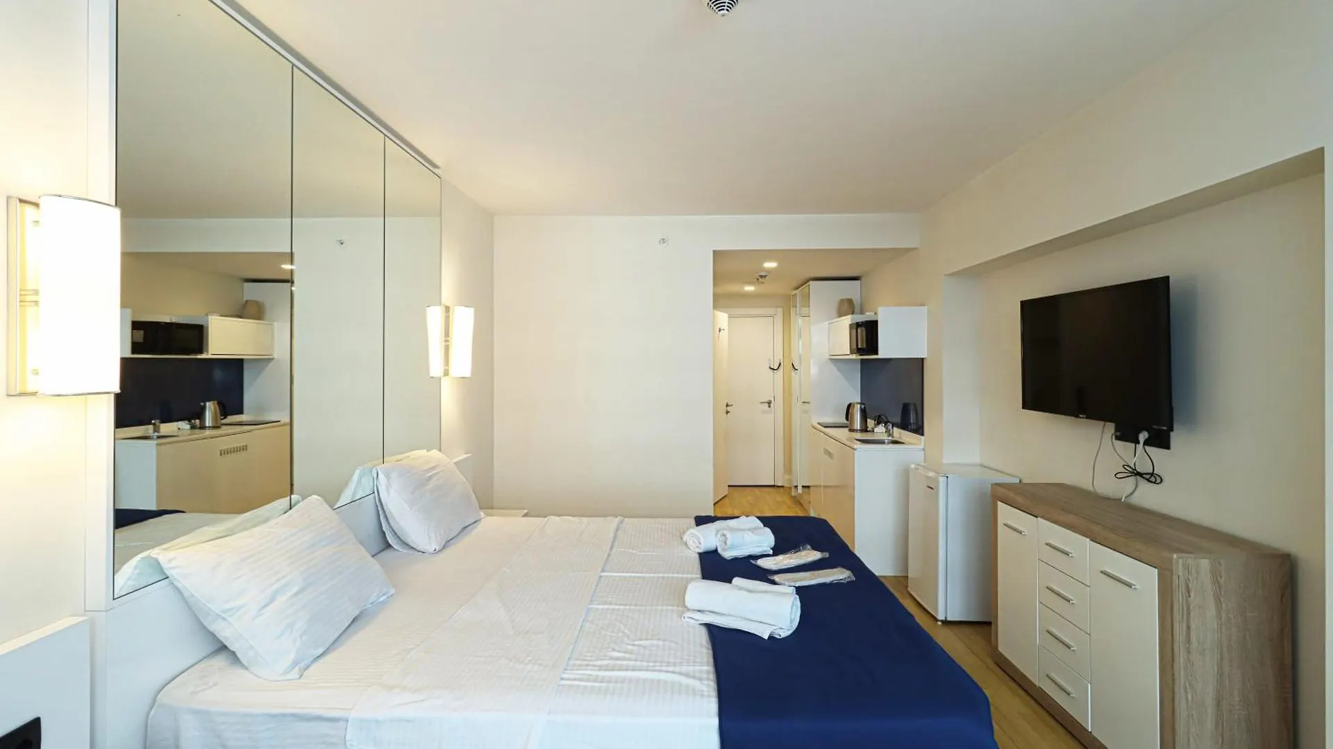 Super Cozy Apartment In Orbi Batumi Georgien