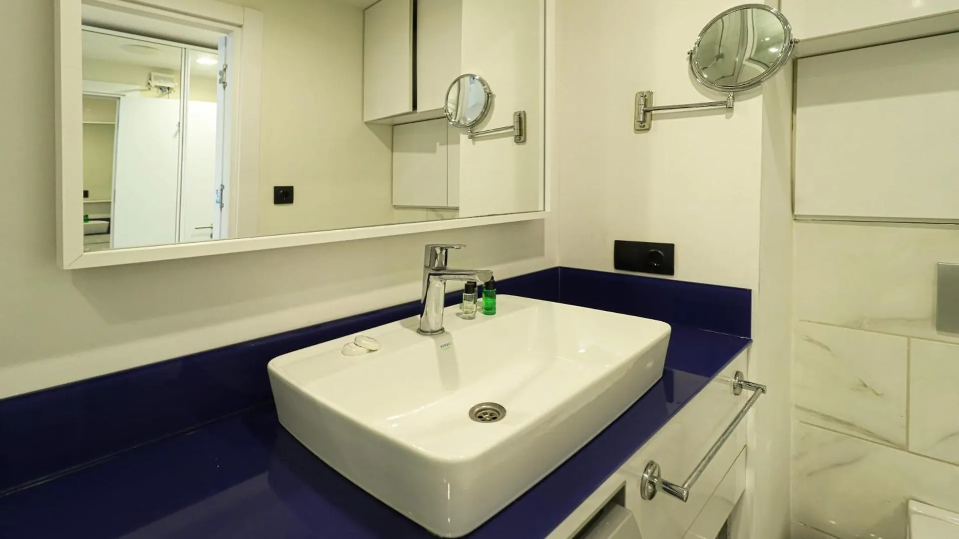 Super Cozy Apartment In Orbi Batumi 0*,  Georgien